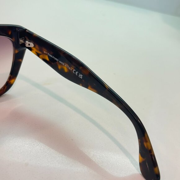 Tom Ford Rx FT0940 - 55F Cara Sunglasses Tortoise Shiny Vintage Dark Havana - Picture 10 of 11